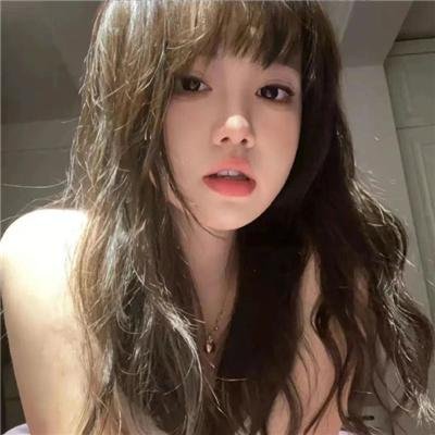 驼背人与舞女